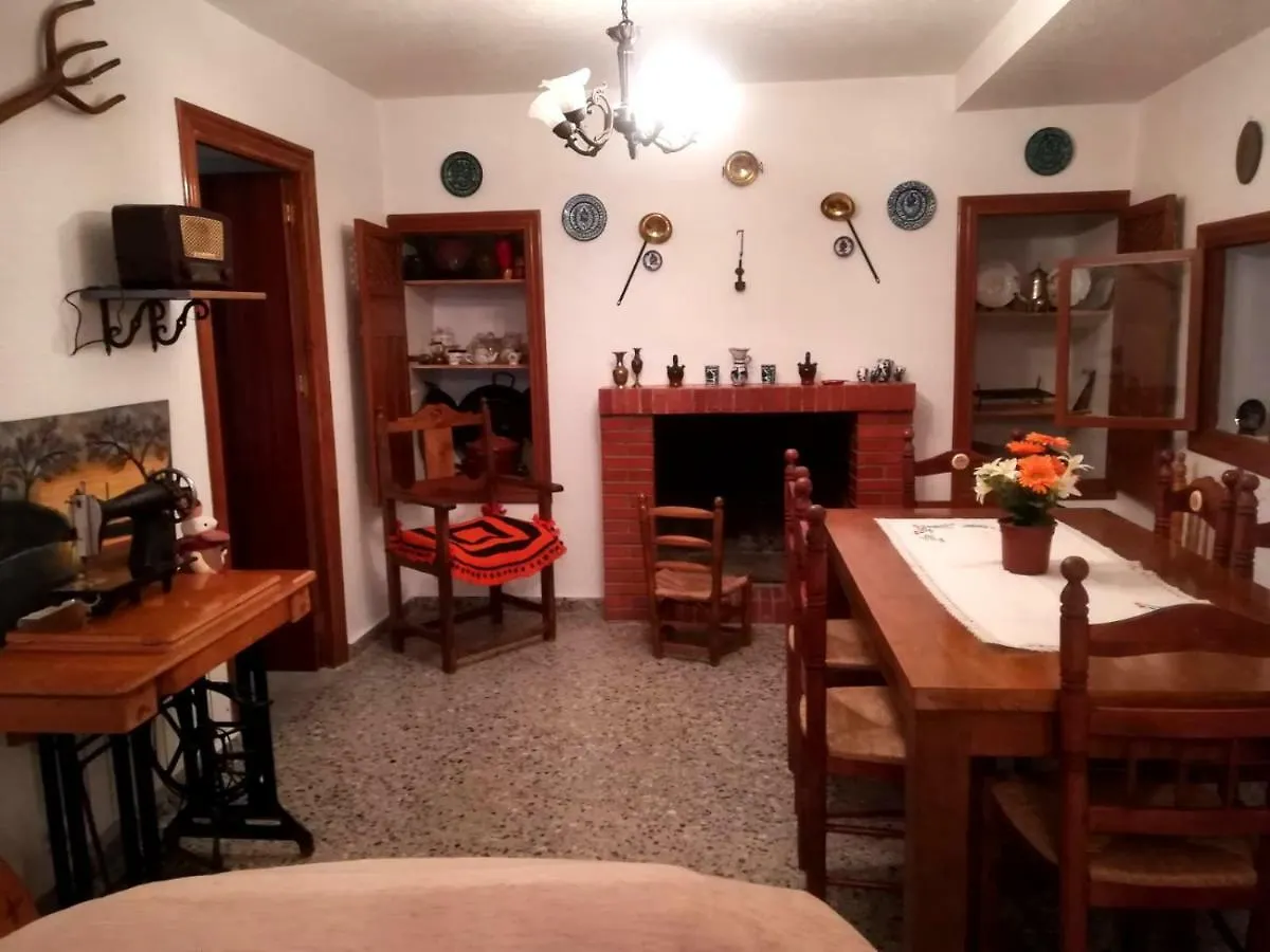 Casa rural Cueva El Murallon Benamaurel