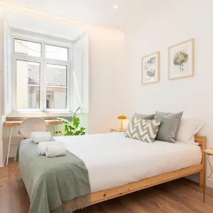 guestready-prior-do-crato-guesthouse.hotels-lisbon-portugal.com/